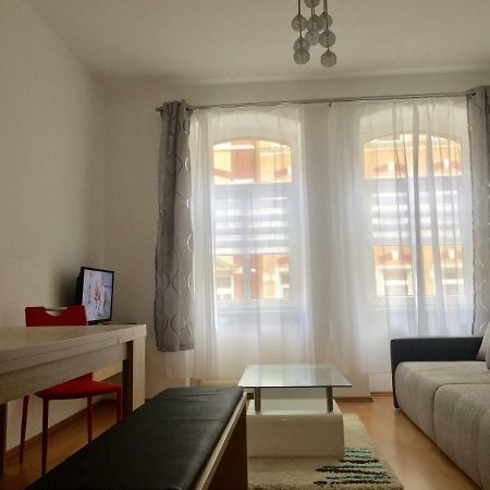 Ferienwohnung Am Schmidtstedter Knoten Erfurt Luaran gambar